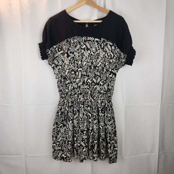 Sea New York Dresses & Skirts - Sea New York mini dress size 4 in EUC